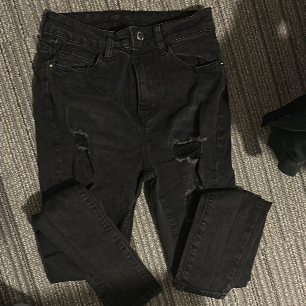 Black Skinny Jeans